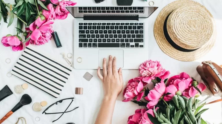 Using Aromatherapy to Boost Productivity and Concentration