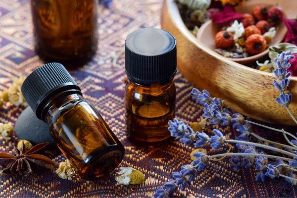 Essential Oils 101: A Beginner’s Guide to Popular Oils